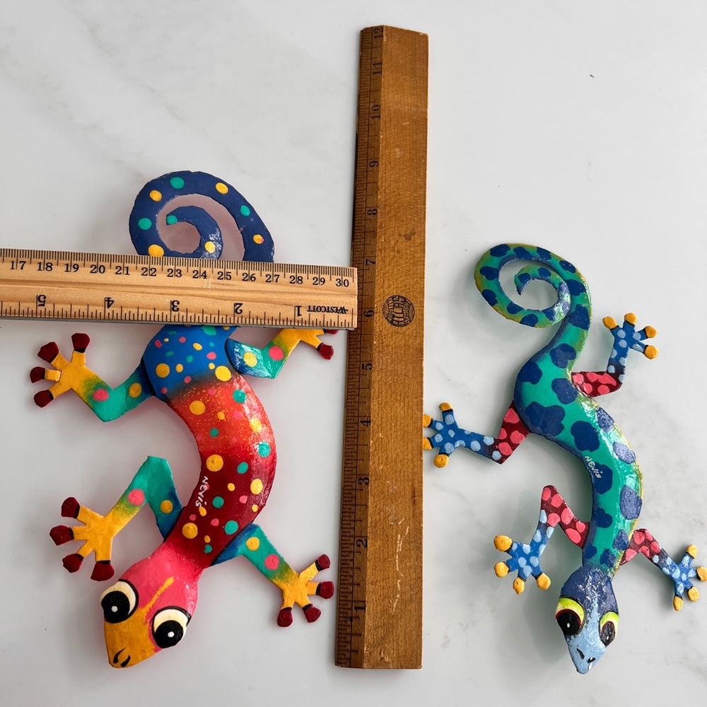 Metal Gecko Wall Art Handmade Recycled Haiti Signed Pack 2 NWT - Picture 13 of 17